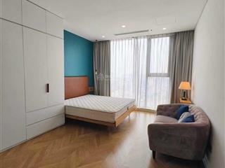 Cho thuê căn hộ sun grand city 69b thụy khuê. dt 95m2 gồm 2 ngủ, 2 vệ sinh. full nội thất. giá 30tr