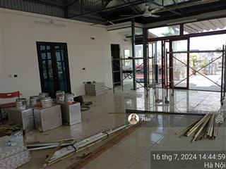 Cho thuê mặt bằng ngõ 9 hoàng cầu, 210m2 giá 40tr làm bi  a, gym, văn phòng... điều hoà, thang máy