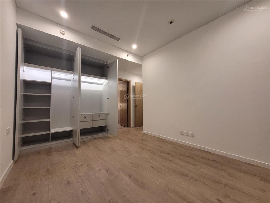 Chuyển nhượng căn hộ sadora 3pn2wc view ngoài nhà đẹp ở ngay