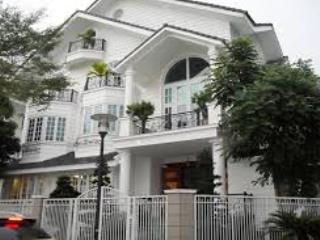 Bán biệt thự sài gòn pearl dt 147m2 dtxd 440m2, sát quận 1, đã có sổ hồng. giá 98 tỉ  0909 953 ***