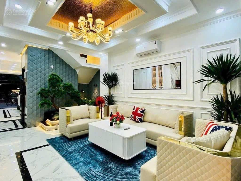 Bán nhà mặt tiền nguyễn trọng tuyển, phường 1, tân bình (4*20) nở hậu tài lộc, khu trung tâm