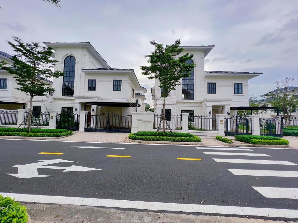 Biệt thự đơn lập swanbay zone 4.  0907 424 ***