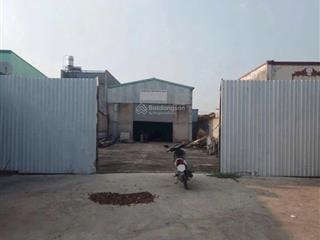 Bán kho mặt tiền đường vườn thơm, bình chánh. dt 550m2