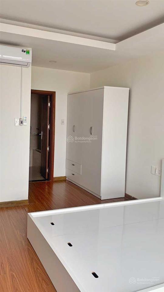 Cần cho thuê căn hộ remax plaza 2pn, nhà mới  12 triệu/tháng  0909 920 ***