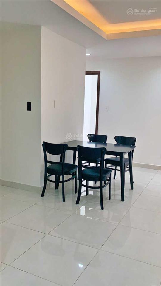 Cần cho thuê căn hộ remax plaza 2pn, nhà mới  12 triệu/tháng  0909 920 ***