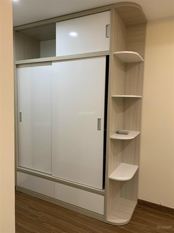 Cần cho thuê 2pn  2wc full nội thất  0909 920 ***