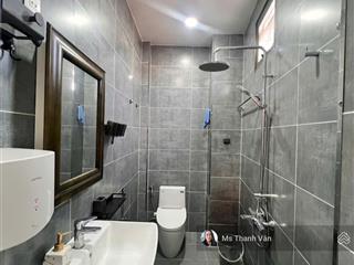 Bán nhà hẻm xe tải khu dân trí cao dtsd 150m2 có3 lầu đúc thật nội thất châuau giá 9,9ty 0938 295 ***