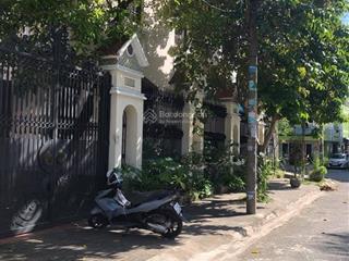Bán biệt thự góc khu tên lửa quận bình tân, 8x22m, 3 tấm, giá 25 tỷ tl