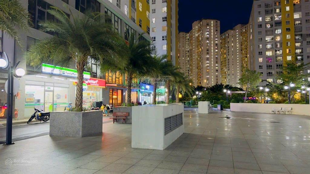 Mở bán shophouse với quy mô 2000 căn hộ, đợt 1 giá chỉ 3ty1/căn 54m2, vị trí đẹp, kinh doanh tốt