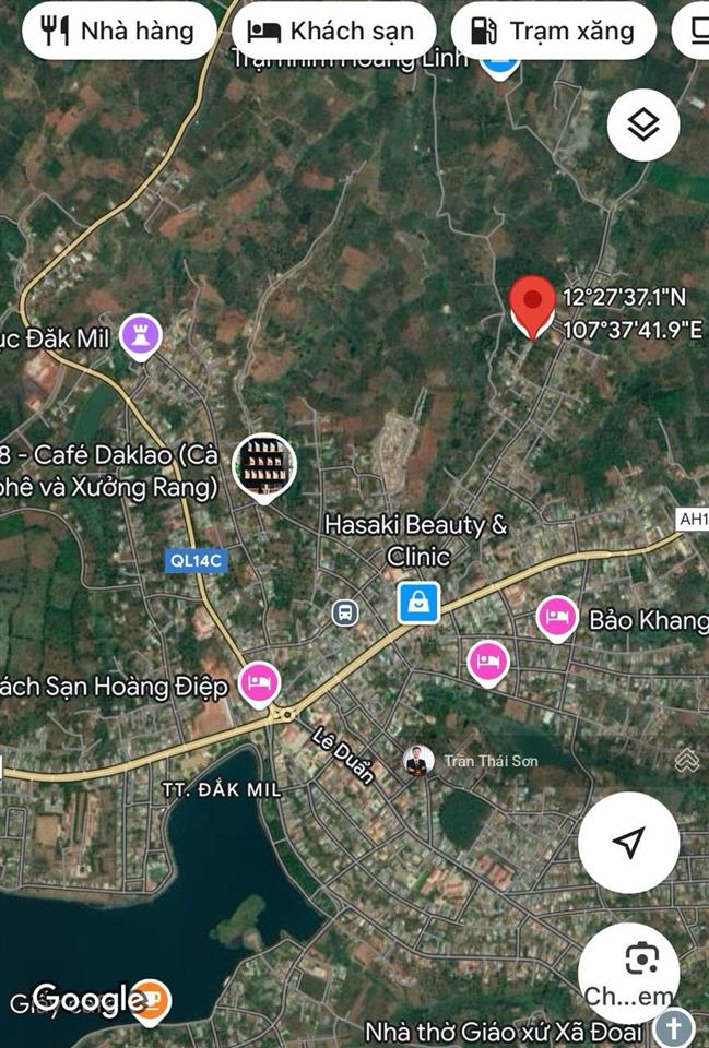 Bán đất trung tâm thị trấn dakmil, 2 sào hơn có 400 tc shr