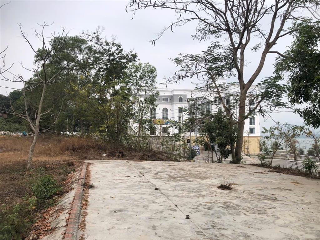 Bán lô đất tmdv 6485m2, mặt hồ đại lải.  0919 686 ***