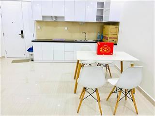 (tầng 18) em cho thuê căn hộ 1pnwc, giá 10tr/tháng. 53m. full đầy đủ nội thất mua thêm.