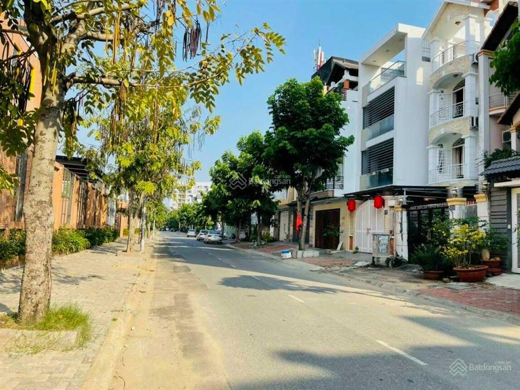 Chính chủ bán nhanh biệt thự đối diện công viên  kdc nam long ttc  8x24m  1 trệt, 2 lầu  26 tỷ