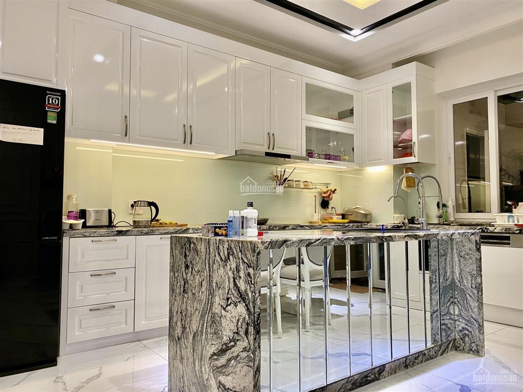 Cần tiền bán gấp căn nhà phố nam long 5x24 1 trệt 3 lầu giá 15.9 tỷ  mr châu phạm 0933 492 ***