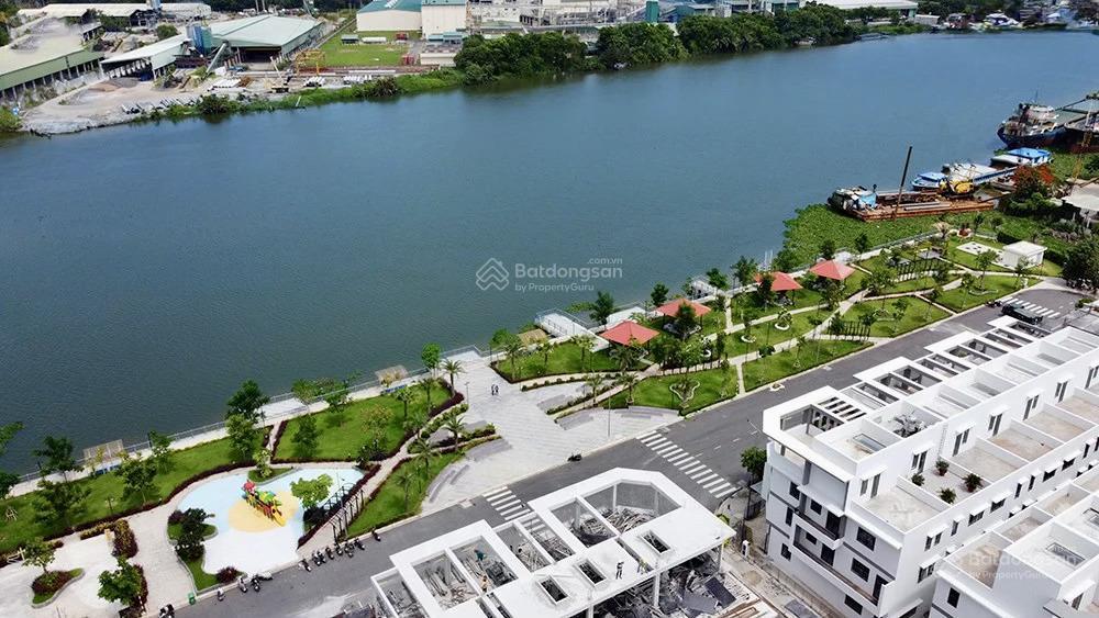 Cần bán căn nhà phố liên kế khu đô thị biệt lập bên sông vàm cỏ đông bến lức. giá chỉ từ 3 tỷ/căn