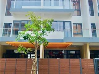 Mở bán 100 căn nhà phố liên kế biệt lập ven sông khu nam sài gòn. giá chỉ từ 3,99 tỷ/căn (3 tầng)