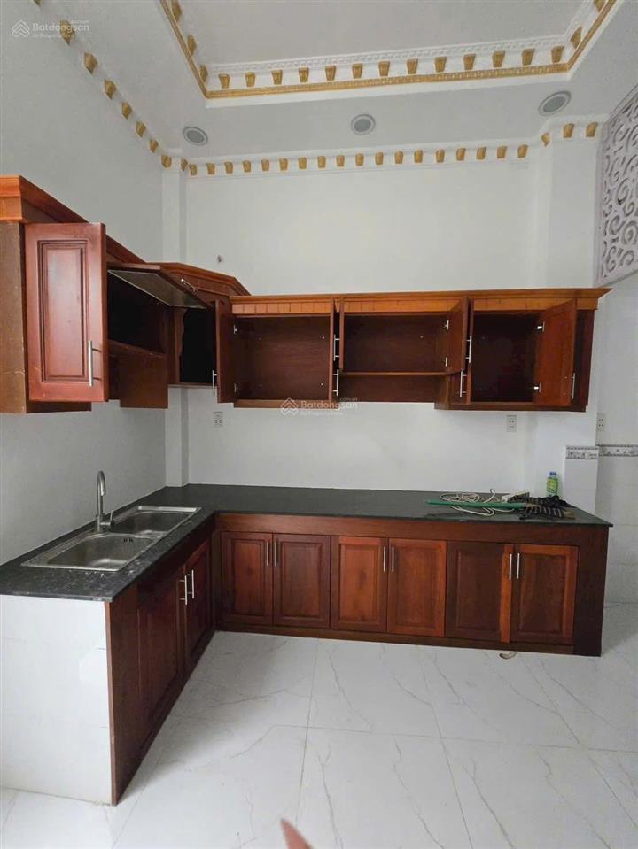 Bán nhà ngay an dương vương, 1 trệt 3 lầu ,nhà mới ở ngay, hỗ trợ vay ngân hàng