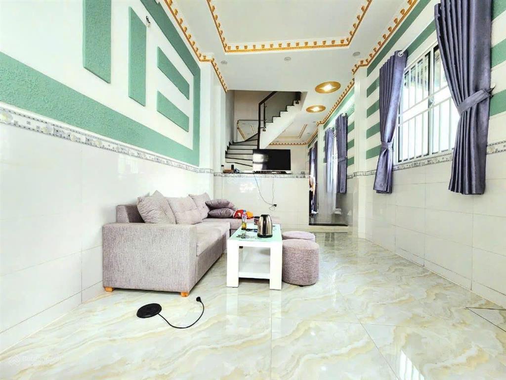 Bán nhà ngay an dương vương, 1 trệt 3 lầu ,nhà mới ở ngay, hỗ trợ vay ngân hàng