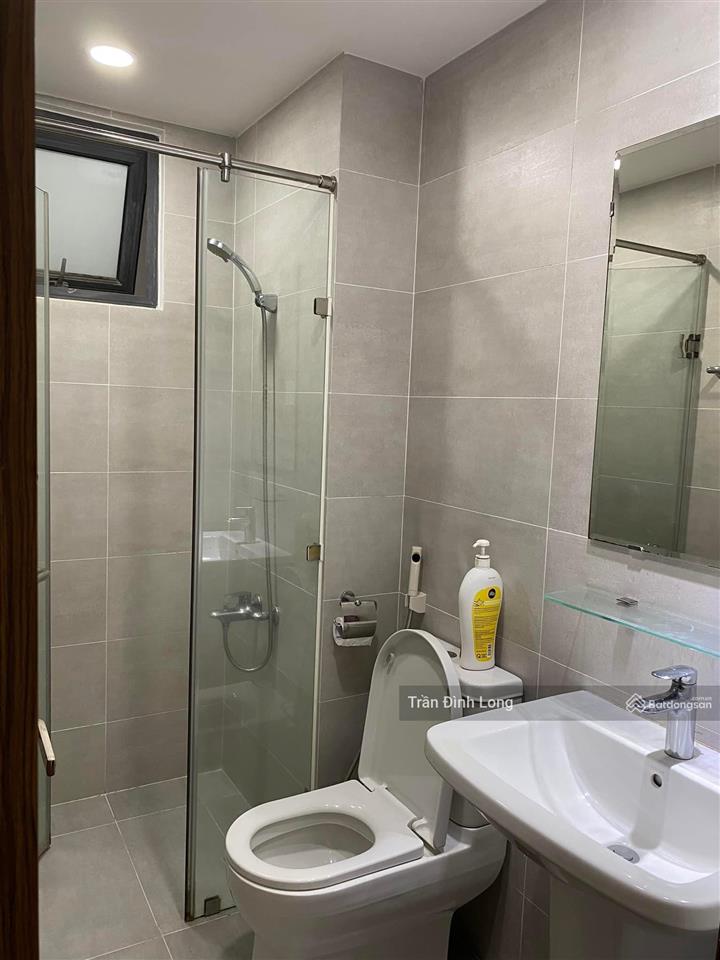 Chính chủ cho thuê nhà sạch, mát, full nội thất. giá 10 triệu.  0901 535 ***.