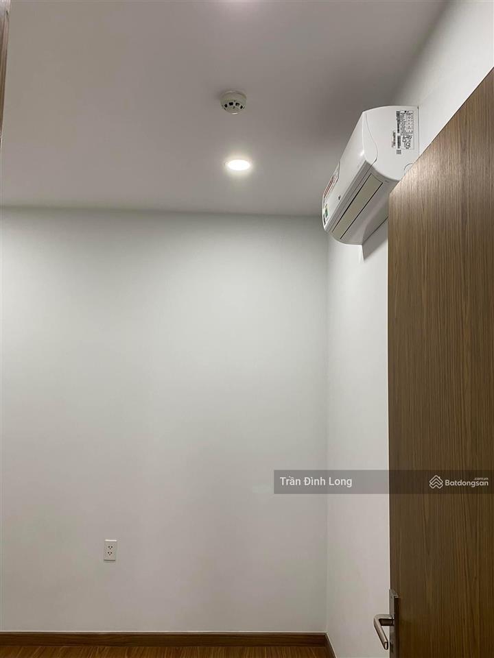 Chính chủ cho thuê nhà sạch, mát, full nội thất. giá 10 triệu.  0901 535 ***.