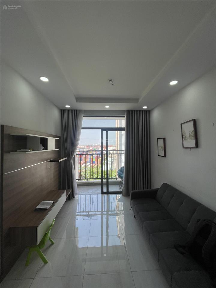 3.98 tỷ bán gấp hlpa, hỗ trợ vay, full nội thất đẹp, 2 pn, 2wc.  xem nhà 0901 535 ***