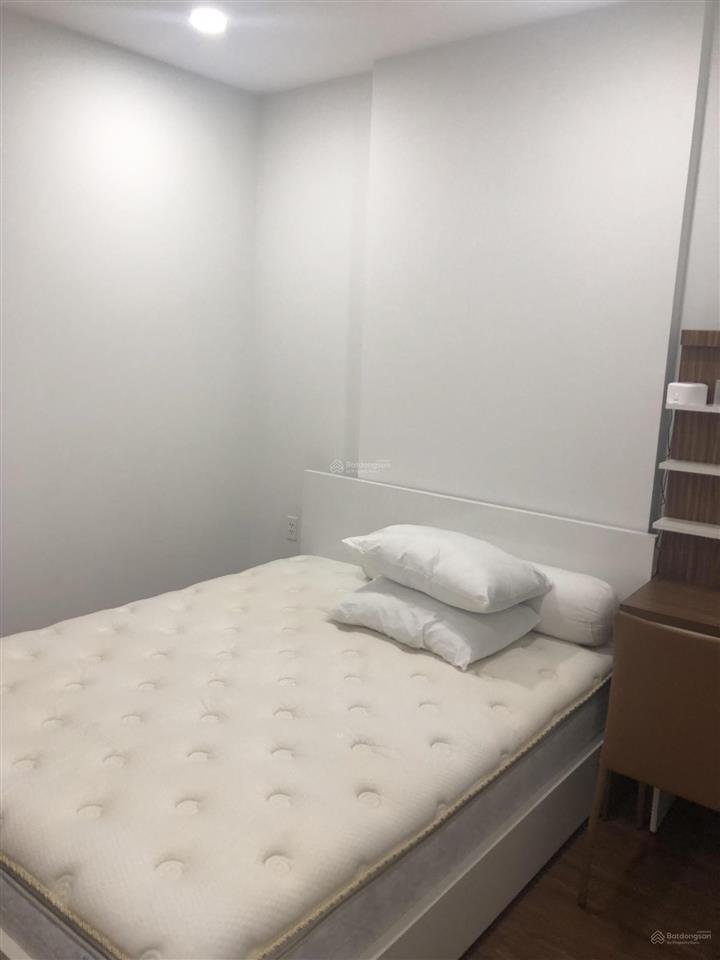 Chính chủ bán căn hlpa hướng đông nam, full nội thất, giá 4.35 tỷ.  long 0901 535 ***.