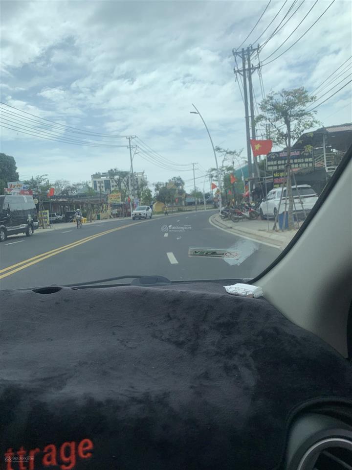 Cần bán lô đất 1900m2, 2 mặt tiền đường trước sau, đường oda hồ tràm, xuyên mộc( nay là tp.hcm)