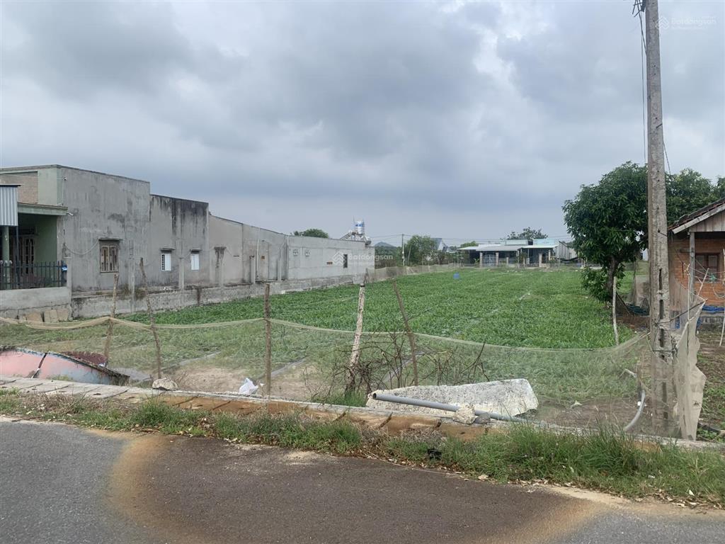 Cần bán lô đất 1900m2, 2 mặt tiền đường trước sau, đường oda hồ tràm, xuyên mộc( nay là tp.hcm)