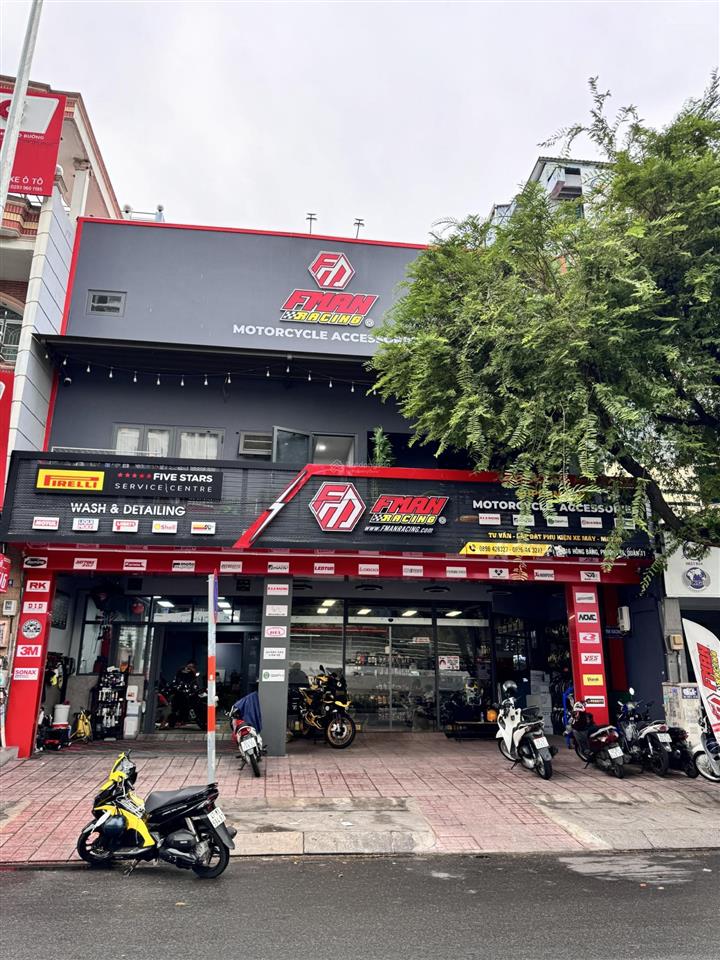 Mt hồng bàng p. 16 q. 11  11,9x18m. cn 230m2  hđt 130tr/th  42 tỷ