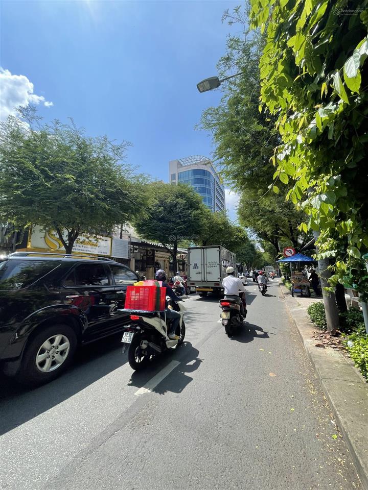 Mt bà huyện thanh quan, p.6, q.3  10,5x24m. cn 254m2  2 lầu  hđt 260tr/th  94 tỷ