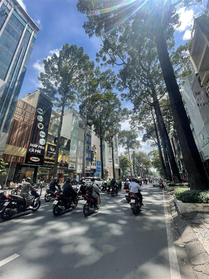 Mt ngay cổng hà đô 3/2 p. 12 q10  23x20m. cn 407m2. sàn 2944m2  hầm 5 lầu hđt 550tr/th  225 tỷ