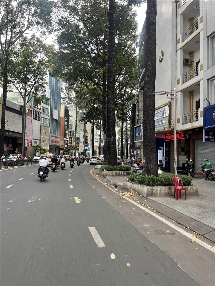 Mt ngay cổng hà đô 3/2 p. 12 q10  23x20m. cn 407m2. sàn 2944m2  hầm 5 lầu hđt 550tr/th  225 tỷ