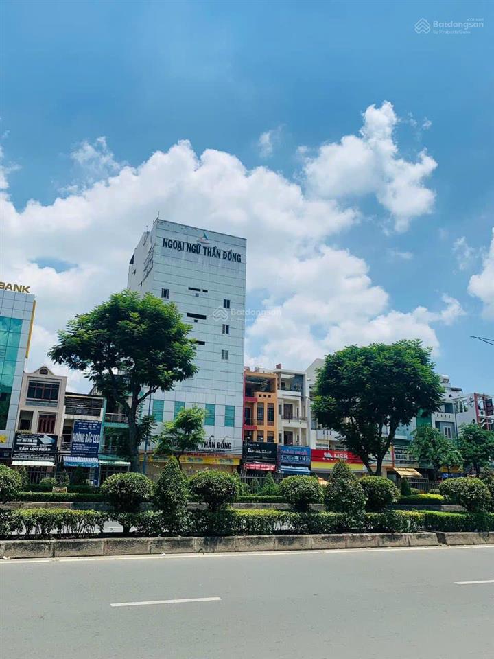 Mt điện biên phủ p.15 q.bình thạnh  11x27m. cn 297m2. hầm, 4 tầng, st  hđt 260tr/th  76 tỷ