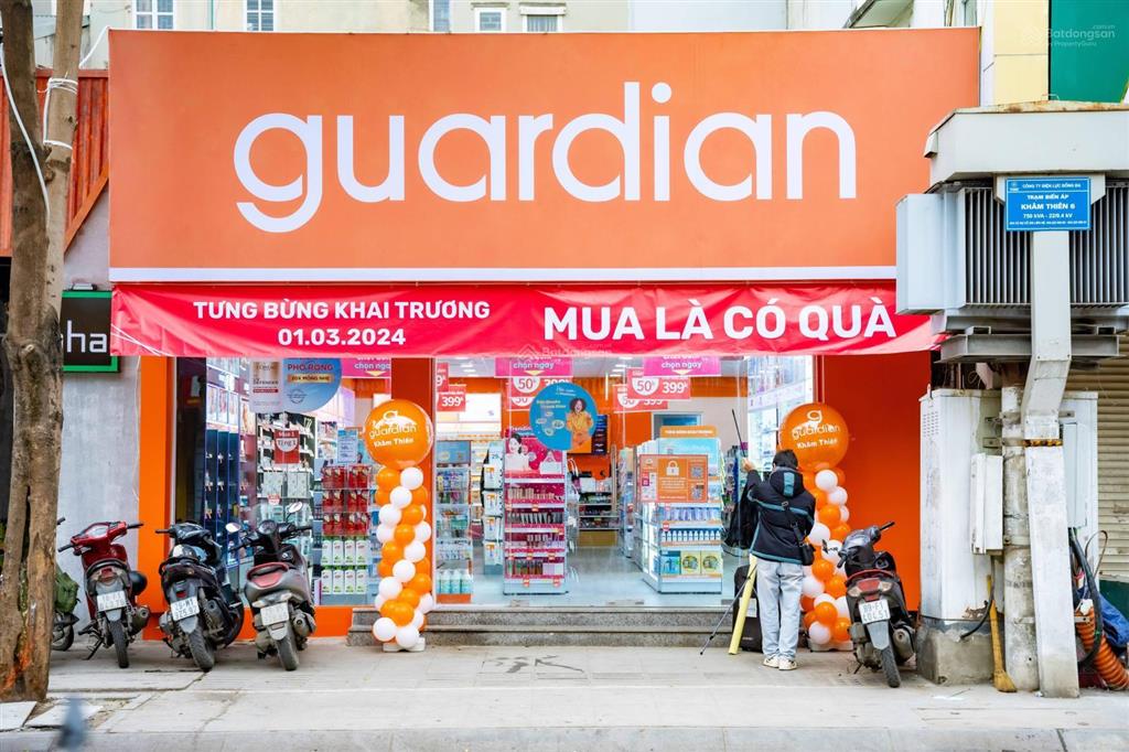 Bán nhà mt trần quang diệu p.14 q.3  11x11m. cn 144m2  gpxd hầm,7 lầu  hđt 135tr/th  48 tỷ
