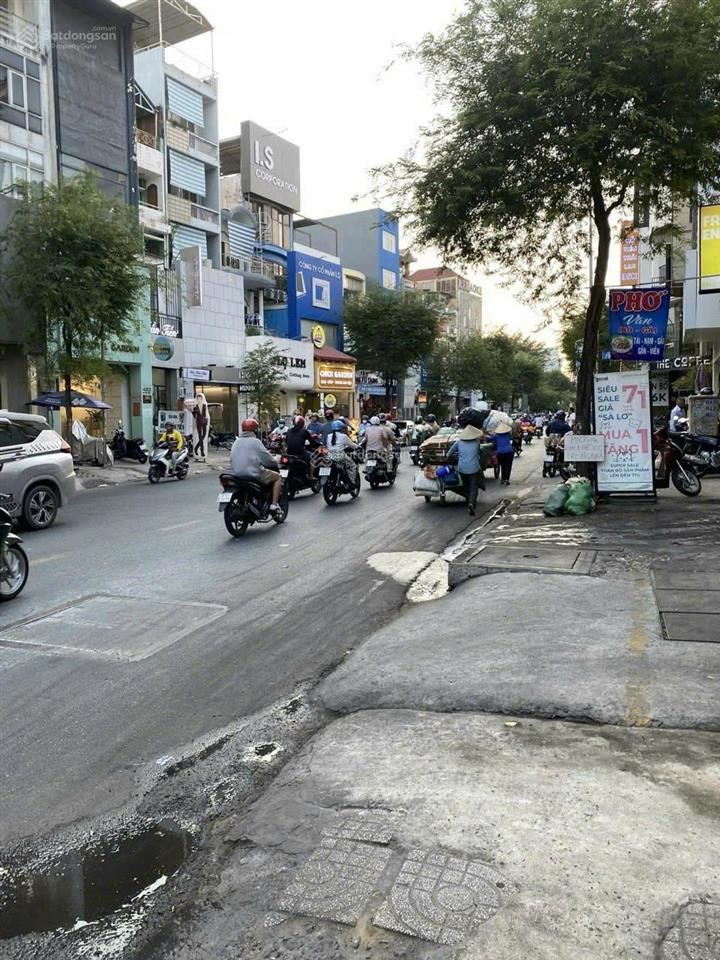 Mt sư vạn hạnh p.12 q.10  11.5x17m. cn 171m2  3 tầng, st  hđt 280tr/th  82 tỷ