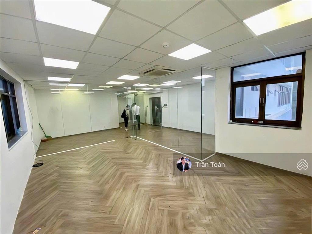 Building hạng sang trung tâm q3. hợp đồng thuê 1 tỷ/tháng, giá tốt nhất tháng 7/2025