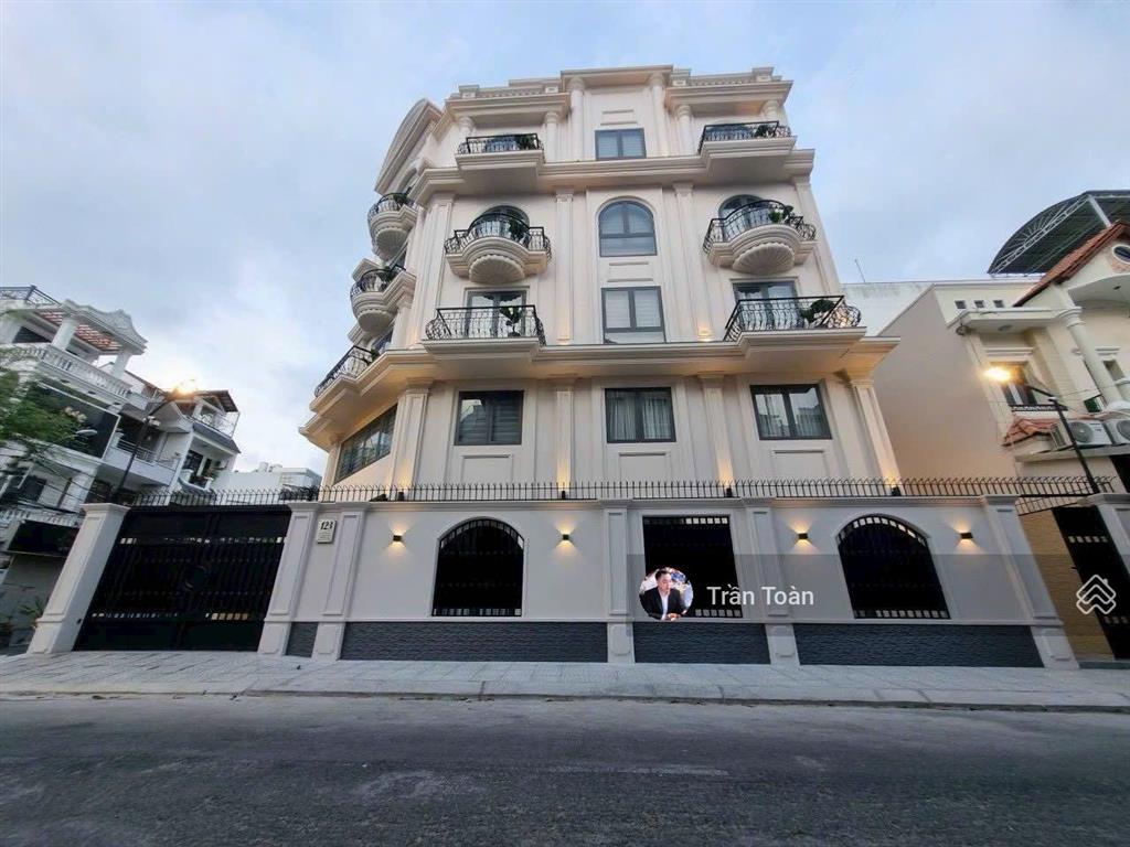 Bán chdv nguyễn thị minh khai p. đa kao q. 1  10x30m. cn 287.5m2  5 tầng  hđt 290tr/th  57 tỷ