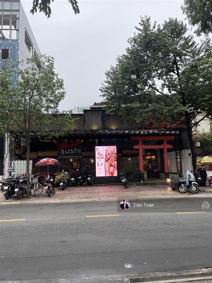 Bán mt lê quý đôn , quận 3  (15mx23m ),nh công nhận  373m2. cho thuê  310 triệu. giá  124 tỷ