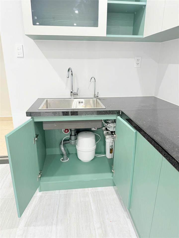 Chính chủ gửi bán căn 2pn 2wc giá 2,3 tỷ, view hồ đá đông nam siêu mát quanh năm