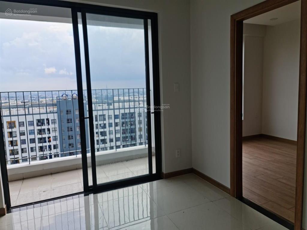 Bán căn 2pn 2wc bcons miền đông. tầng trung, view tây nam. giá 2ty1 bao sang tên