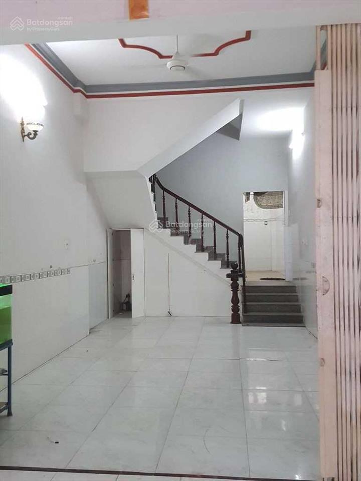 Nhà căn đôi 8x16m  hẻm thông ô tô 753 tỉnh lộ 10 ra tên lửa mới