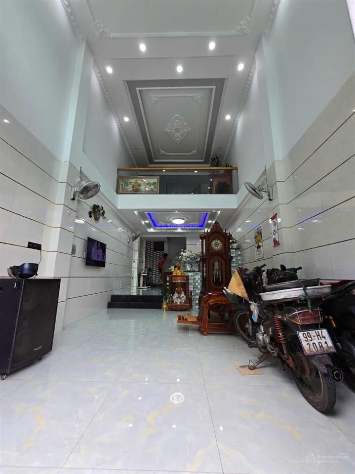 Nhà đẹp vào ở ngay  hxh 417 chiến lược, p. bình trị đông