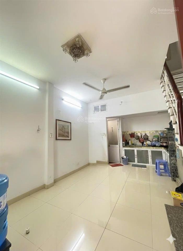 Cần bán nhà hẻm 194 gò dầu  ngay ngã tư gò dầu / tân quý