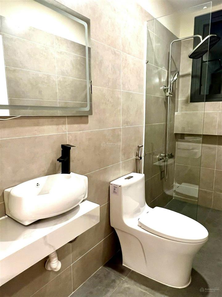 Bán nhà mặt tiền đường phan xích long 68,4m2, 2tầng, 13 tỷ/tl, p16. q11