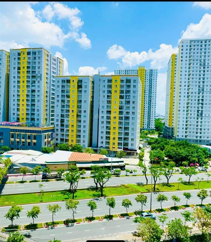 Bán gấp ch carina plaza, 3,550tỷ, 105m2, 2pn, 2wc, nhà mới, đã có sổ hồng.  0903 675 ***