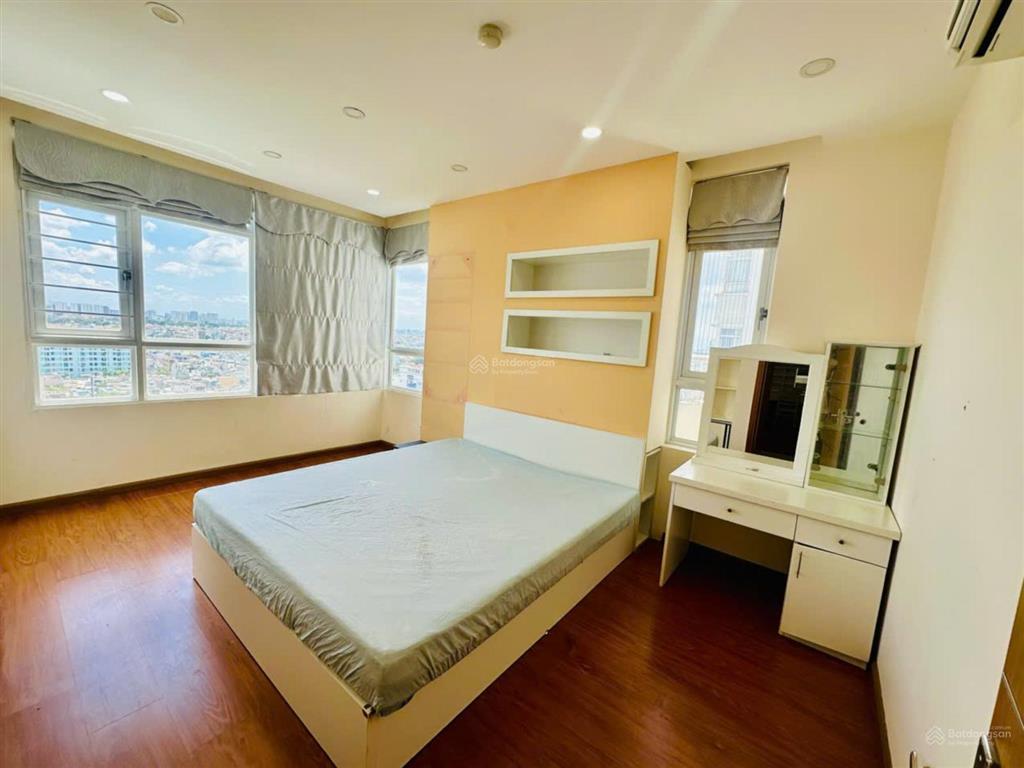 Bán nhanh căn hộ 2pn, 2wc tại him lam chợ lớn, 4,8 tỷ, 83m2, tặng nội thất đẹp.  0903 675 ***