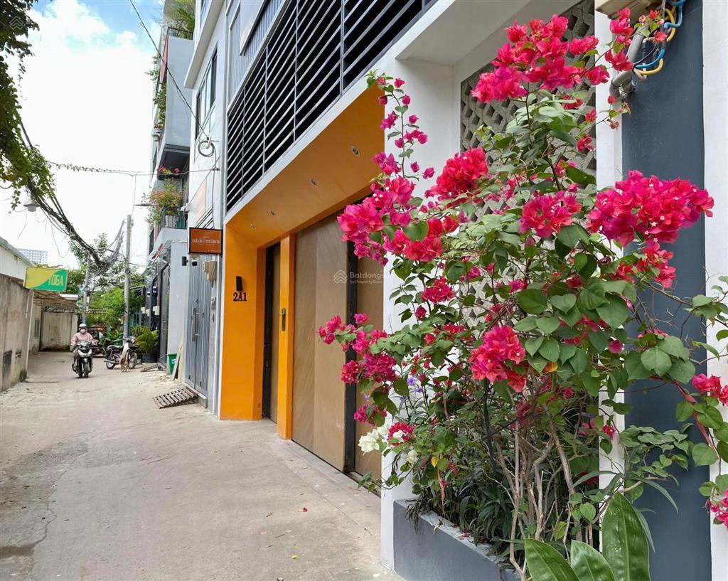 Tòa nhà 5 lầu (8x20) full nội thất 23 phòng khu bình phú q. 6