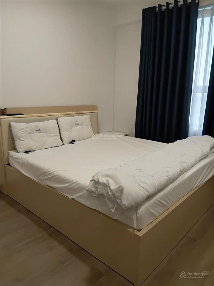 Cho thuê căn hộ cao cấp gần phú mỹ hưng, 2 phòng ngủ 2wc 70m2 có thiết kế đẹp, đầy đủ nội thất