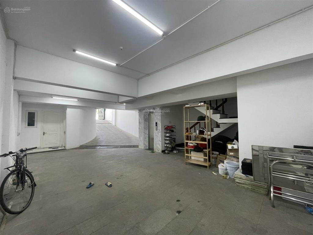 Cần cho thuê nhà kdc trung sơn, 12.5x20m vị trí đẹp, đường lớn 250m2 giá thuê 55tr/th. 0937 777 ***