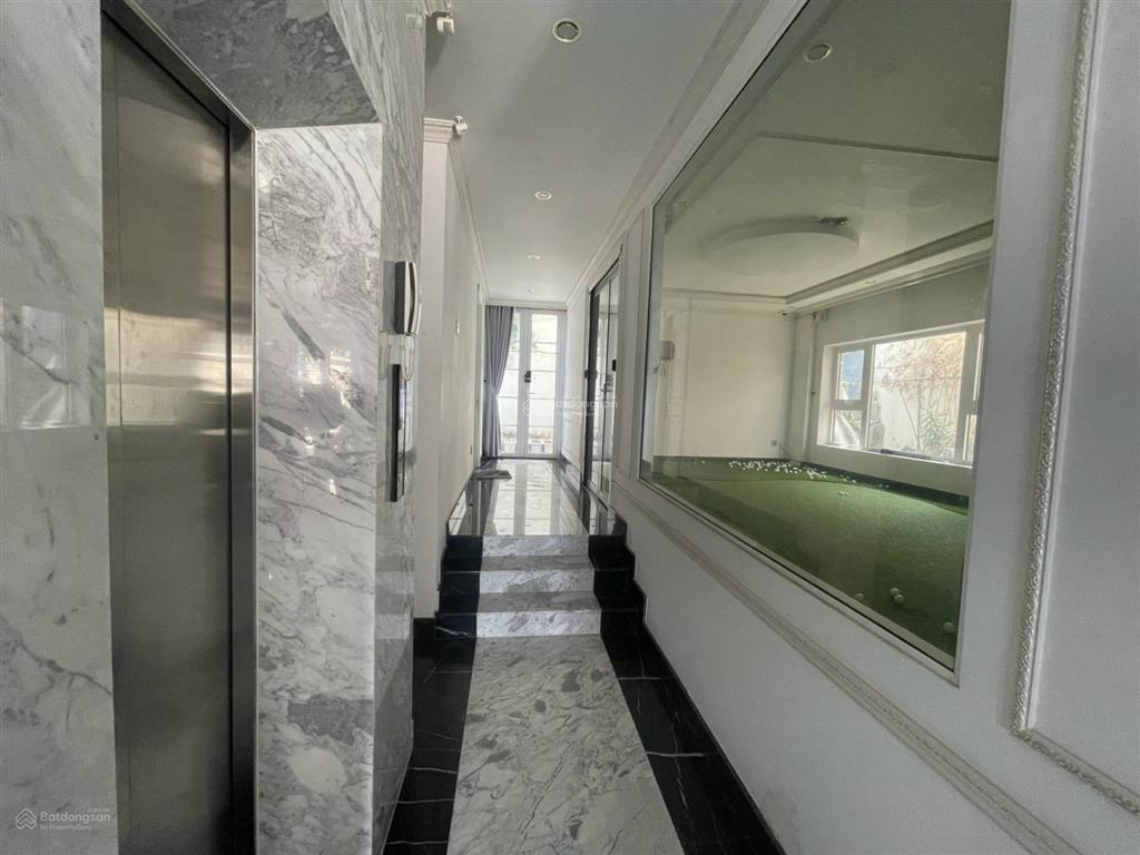 Cần cho thuê nhà kdc trung sơn, 12.5x20m vị trí đẹp, đường lớn 250m2 giá thuê 55tr/th. 0937 777 ***